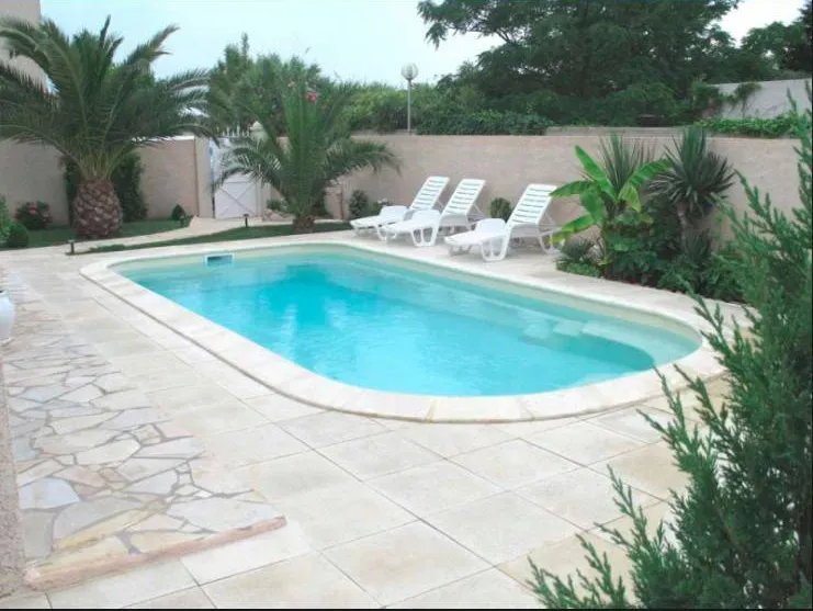 Piscine coque Relax